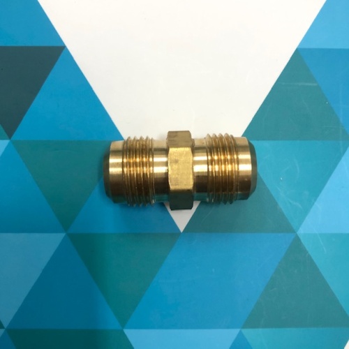 Беспаечное соединение 1/2", латунь (под гайки)