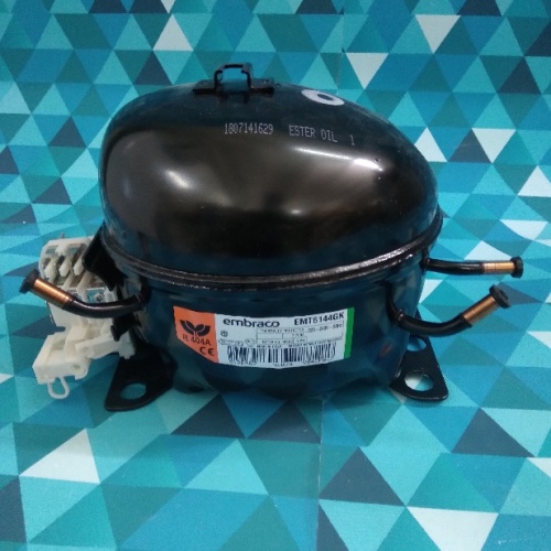Компрессор Embraco (MBP) EMT6144GK (R404, 680Вт при +7,2C*/ASHRAE, 3,97см3) Словакия