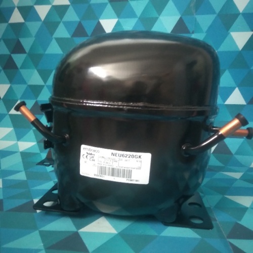 Компрессор Embraco (MBP) NEU6220GK (R404, 2270Вт при +7,2C*/ASHRAE, 14,3см3) (замена NEK6217GK) Слов