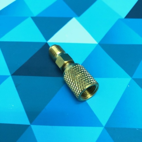 Клапан AD87/89 (1/4 M x 5/16 FM) переходник с R22 на R410