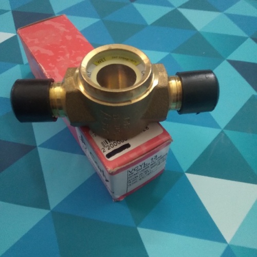 Смотровое стекло Carly VCYL 13 3/8" (под гайку)