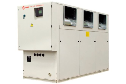 Чиллер большой производительности Trane CGCL600 со спиральным компрессором с воздушным охлаждением