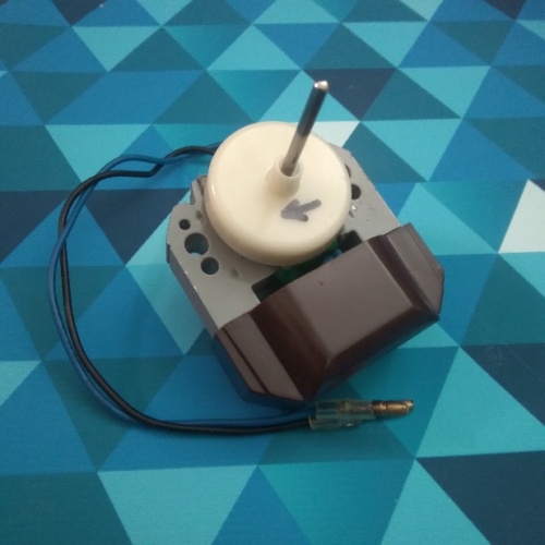 Вентилятор YZF 2261 (220V, 6.5W, Ø3 мм., вр. по часовой)