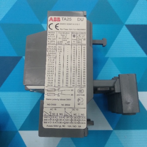 ABB Тепловое реле TA25 DU 32 (24A по 32А, для контактов A9..A30) (1SAZ211201R1053) Германия