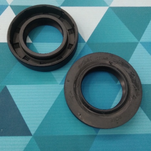 Сальник бака 30,2х52х10/11,5 RT RP ZANUSSI 807556201 ROLF SBL038ZN