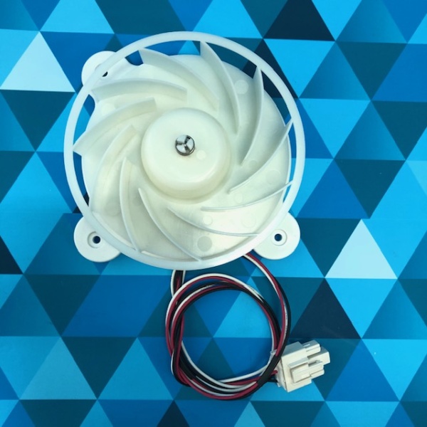Вентилятор Samsung ZWF30-3 B1353.4-15 (12V, 2.5W, 1870rpm)