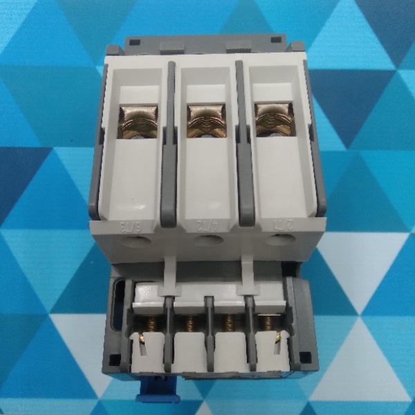 ABB Тепловое реле TA42 DU 42 (29A по 42A, для контактов A30..A40) (1SAZ311201R1003) Чешская Республи