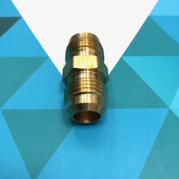 Беспаечное соединение 3/8", латунь (под гайки)