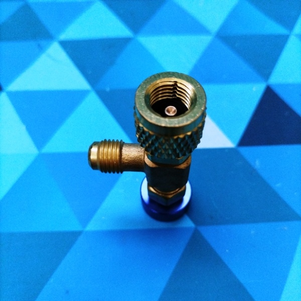 Вентиль сервисный FC-34   HC-1222 (R22 1/4M - 1/4F)