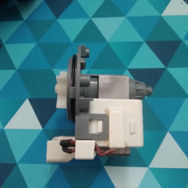 Насос HANYU 9010222 PMP024WH IG5427 (30W, 3 винта, фишки вперед/вместе) (Китай)