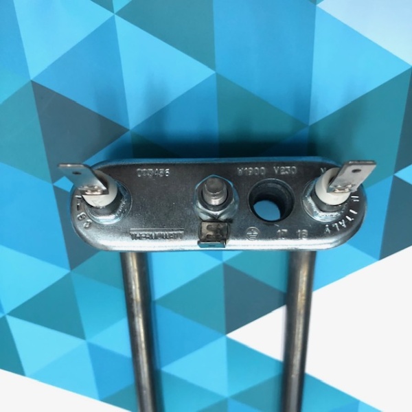 ТЭН изогнутый 1900W L = 225 х 95 мм. BOSCH (с отверстием под датчик) (264986, HTR002BO)