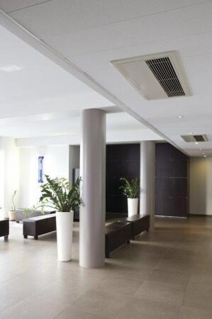 Кассетная VRF система Daikin FXKQ32MA