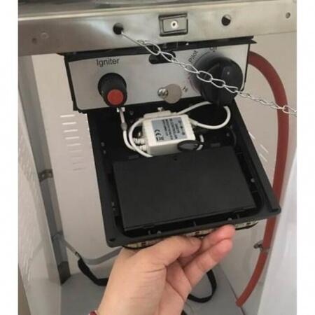 Газовый уличный обогреватель мощностью 13-14 кВт Neoclima 08HW-BL